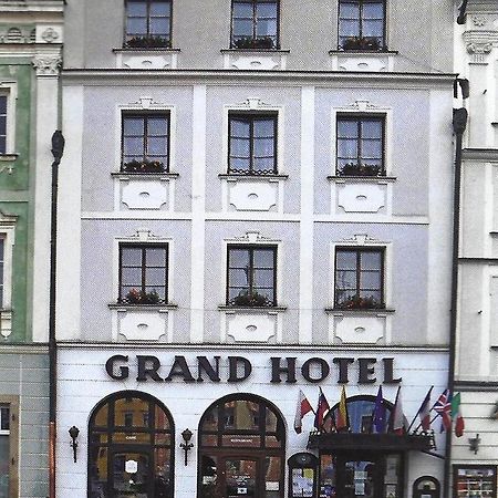 Grand Hotel Cerny Orel Jindrichuv Hradec Exterior photo